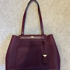 Michael Kors Meredith Tote